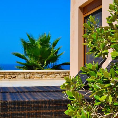 Gerani Private Villa ภายนอก รูปภาพ