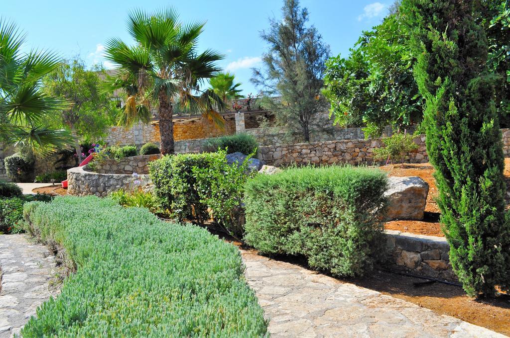 Gerani Private Villa ภายนอก รูปภาพ