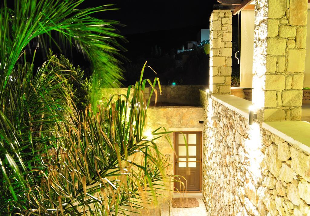 Gerani Private Villa ภายนอก รูปภาพ
