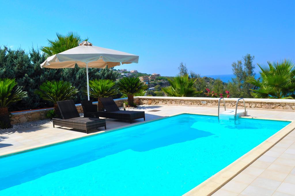 Gerani Private Villa ภายนอก รูปภาพ